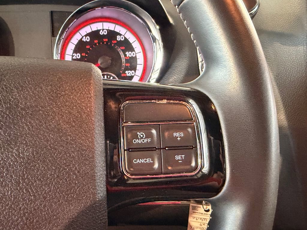 Used 2018 Dodge Grand Caravan SXT FWD image 15