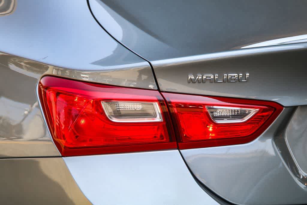 Used 2023 Chevrolet Malibu LT image 9