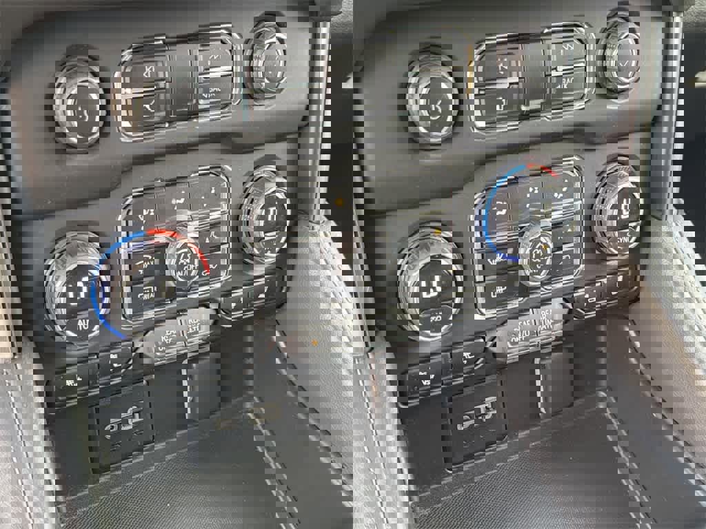 Used 2023 Chevrolet Tahoe LT image 16