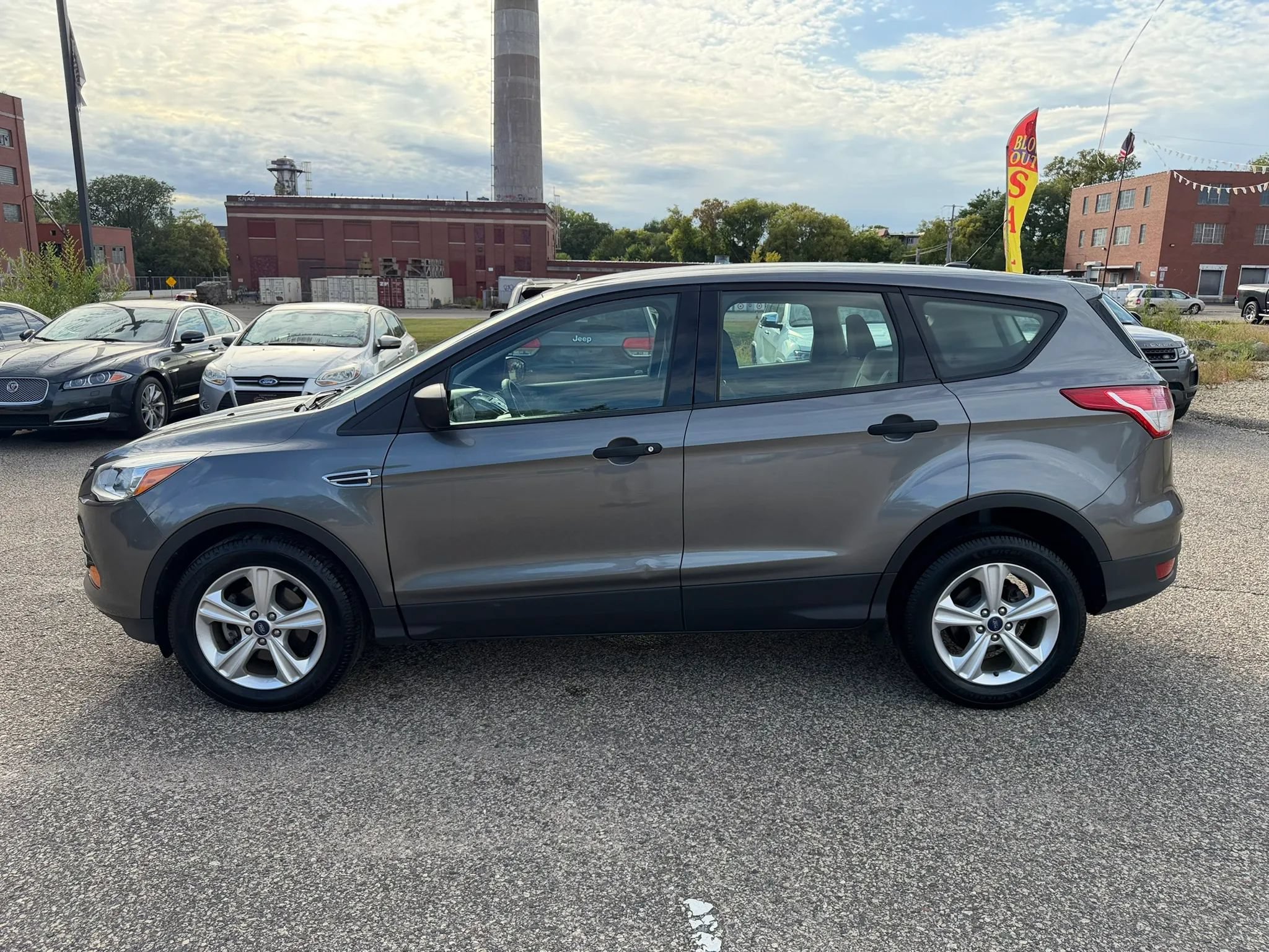 Used 2014 Ford Escape S FWD image 3