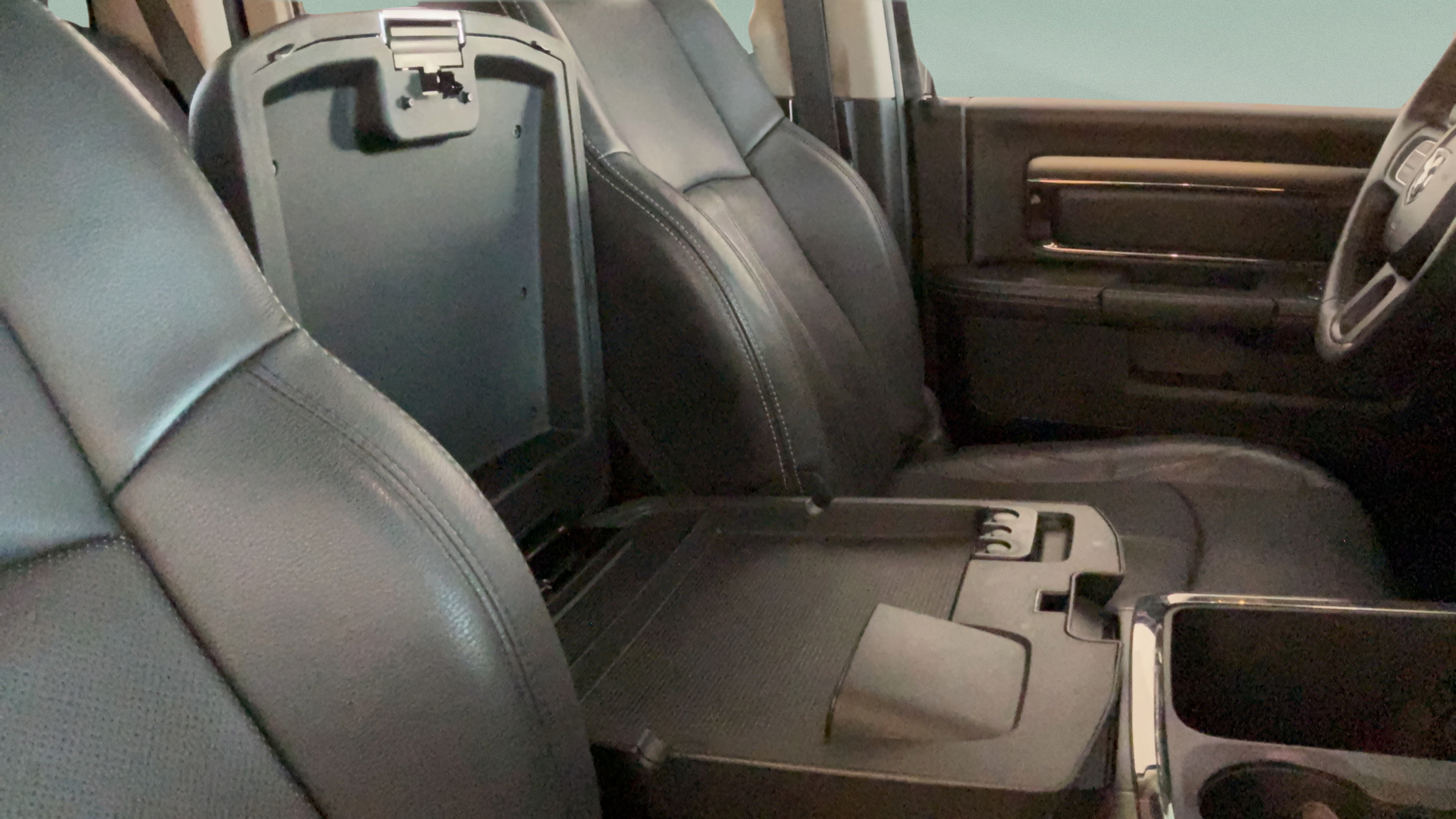 Used 2018 RAM 1500 Sport w/ Convenience Group AWD/4WD image 40