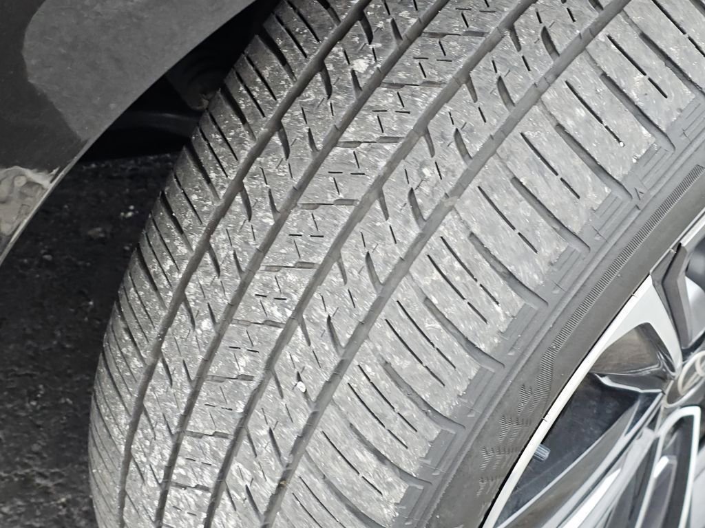 Used 2023 Toyota bZ4X Limited image 19