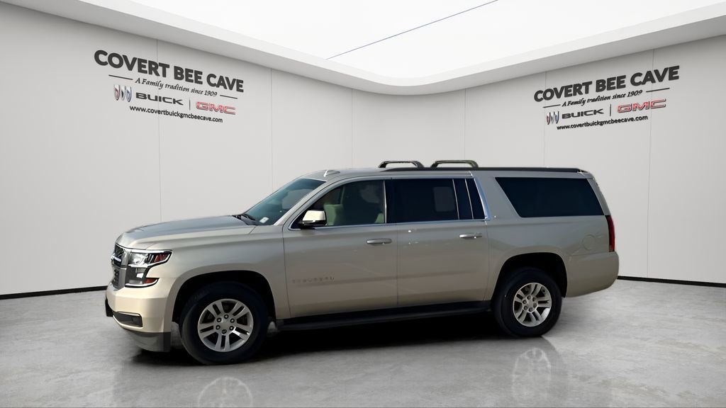 Used 2016 Chevrolet Suburban LS image 4