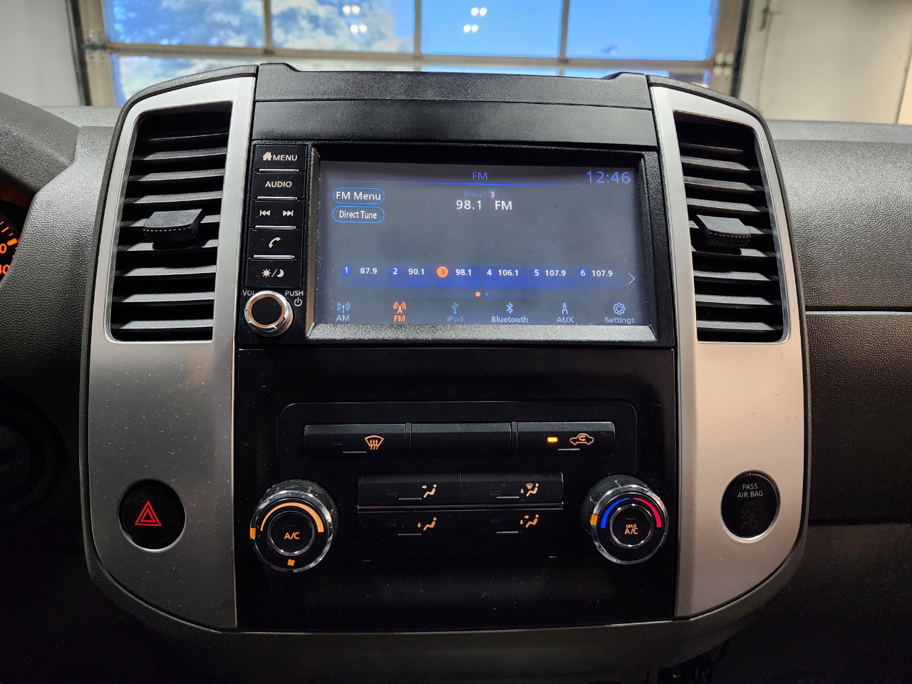 Used 2019 Nissan Frontier SV image 30