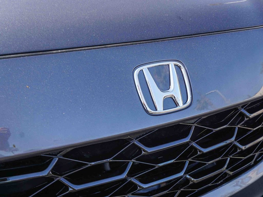 Used 2025 Honda HR-V EX-L image 11