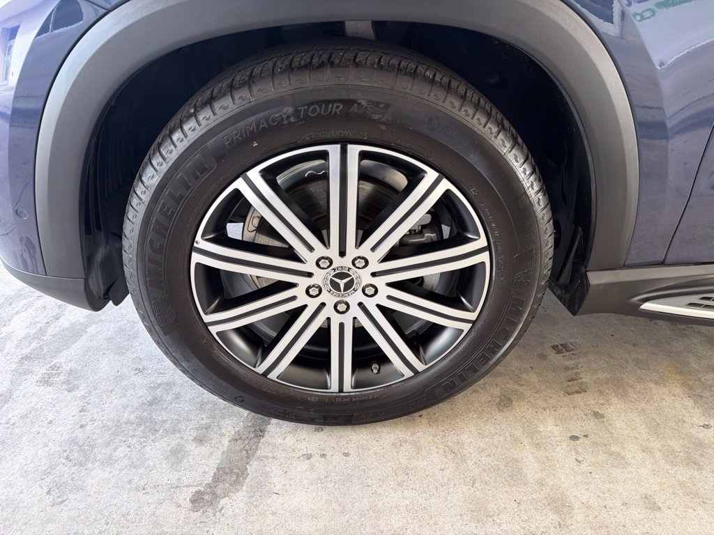 Used 2026 Mercedes-Benz GLE 350 4MATIC w/ Winter Package image 12