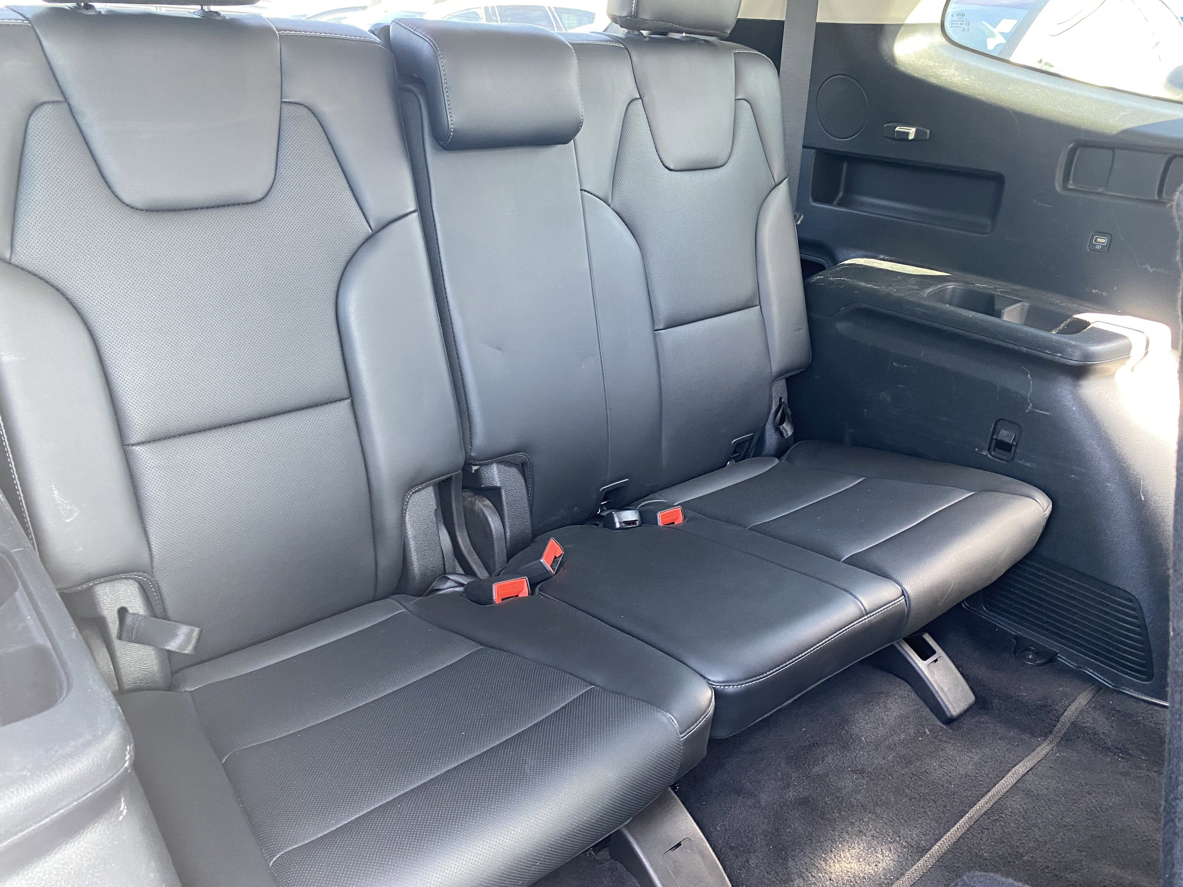 Used 2020 Kia Telluride LX image 17