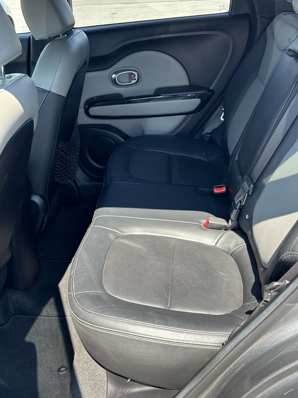 Used 2014 Kia Soul + image 18