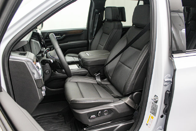 New 2026 GMC Yukon Denali w/ Denali Reserve Package AWD/4WD image 12