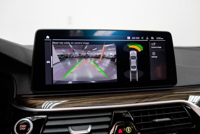 Used 2022 BMW 530e w/ Premium Package image 20