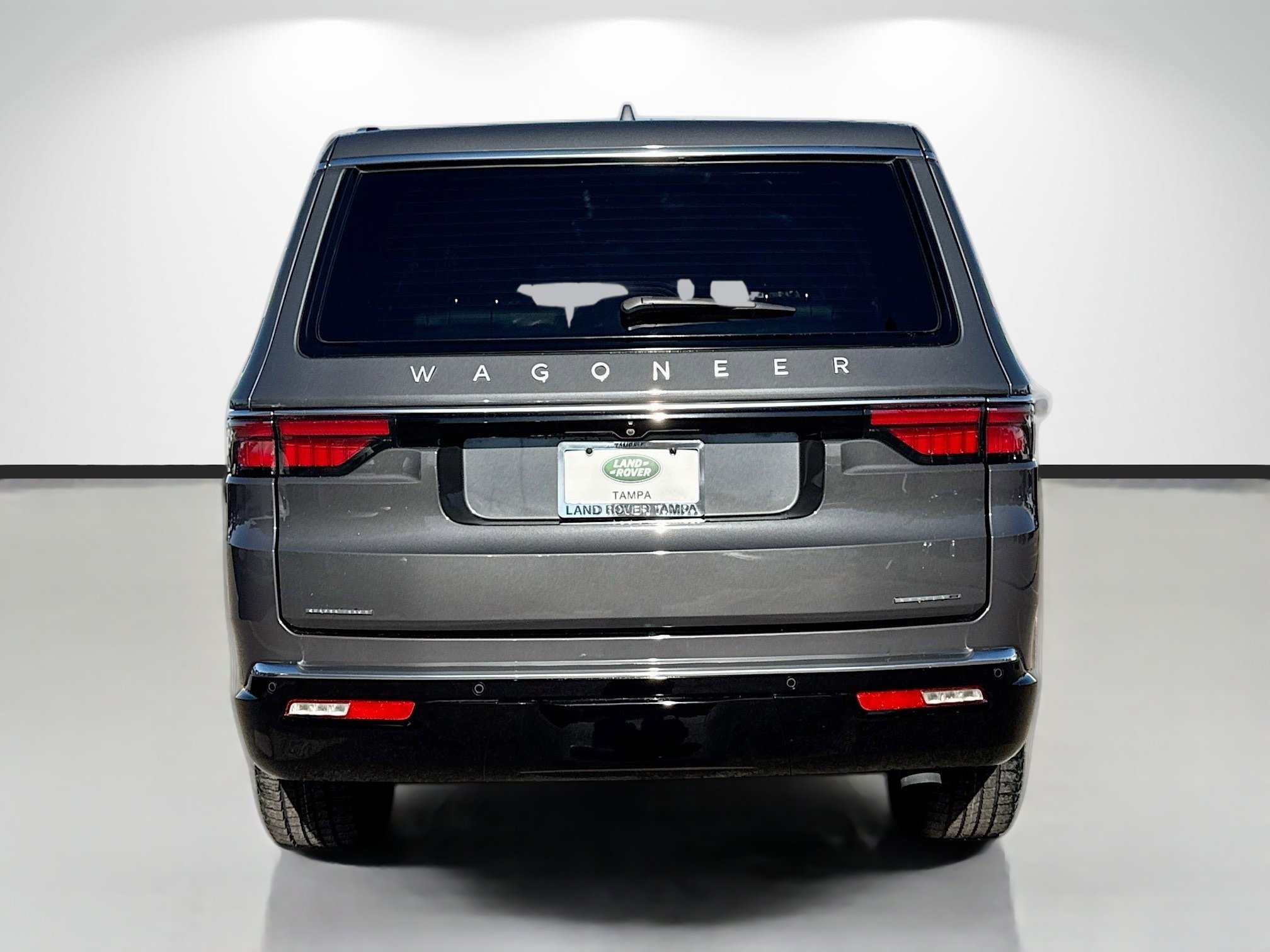 Used 2023 Jeep Wagoneer Series III w/ Convenience Group I image 4