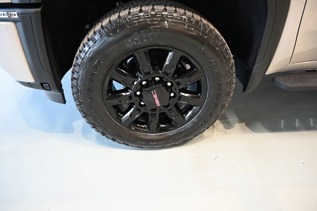 New 2026 GMC Sierra 2500 AT4 w/ AT4 Premium Plus Package image 34