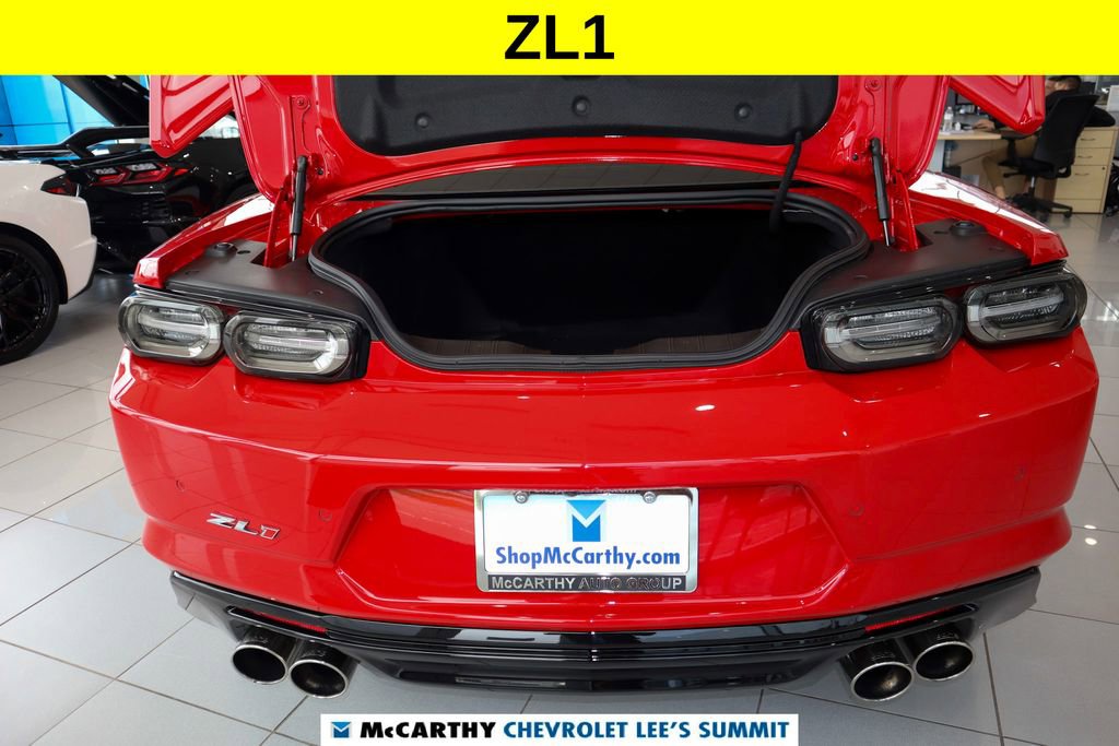 Used 2021 Chevrolet Camaro ZL1 RWD image 31