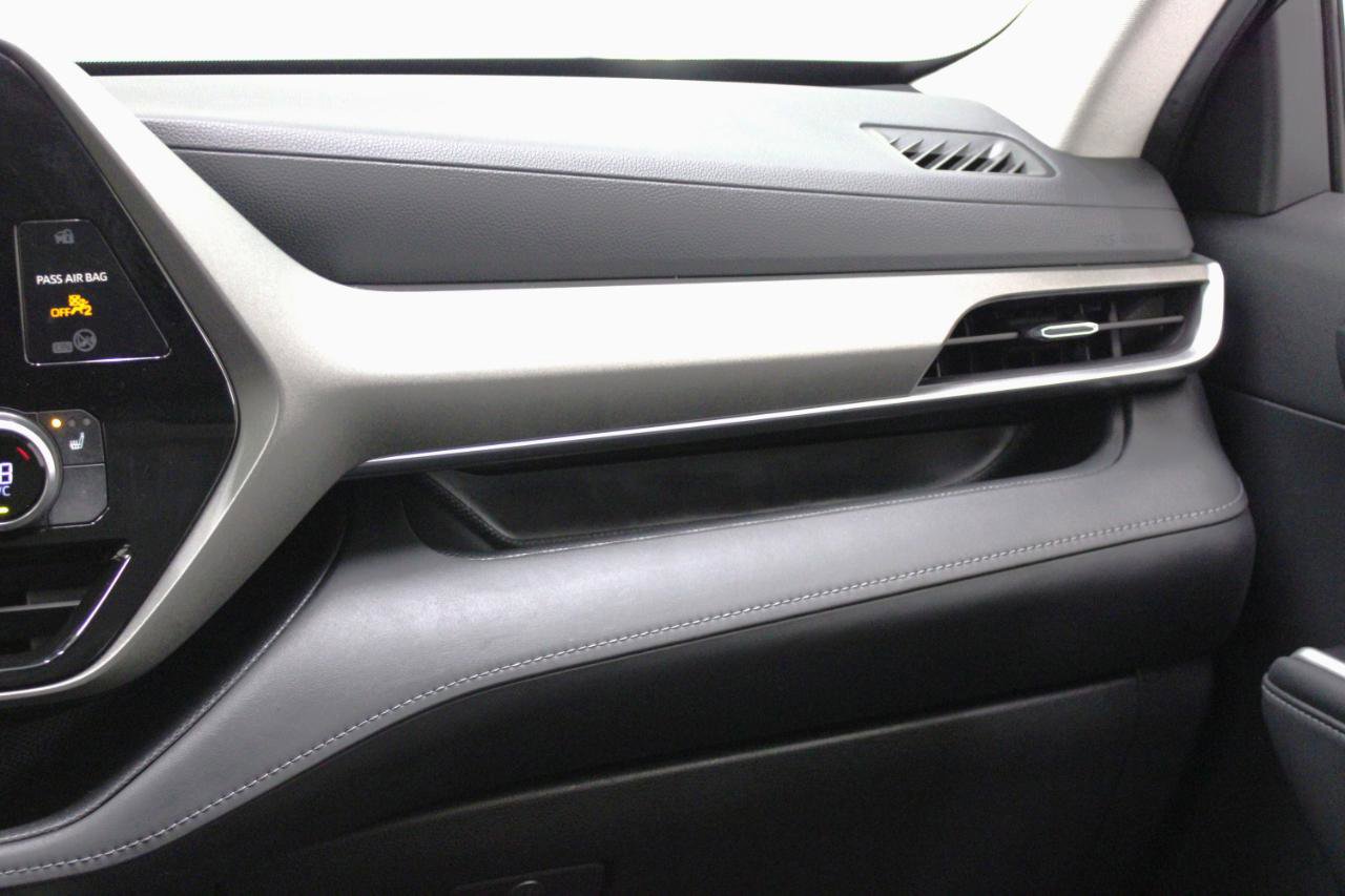 Used 2021 Toyota Highlander XLE image 52