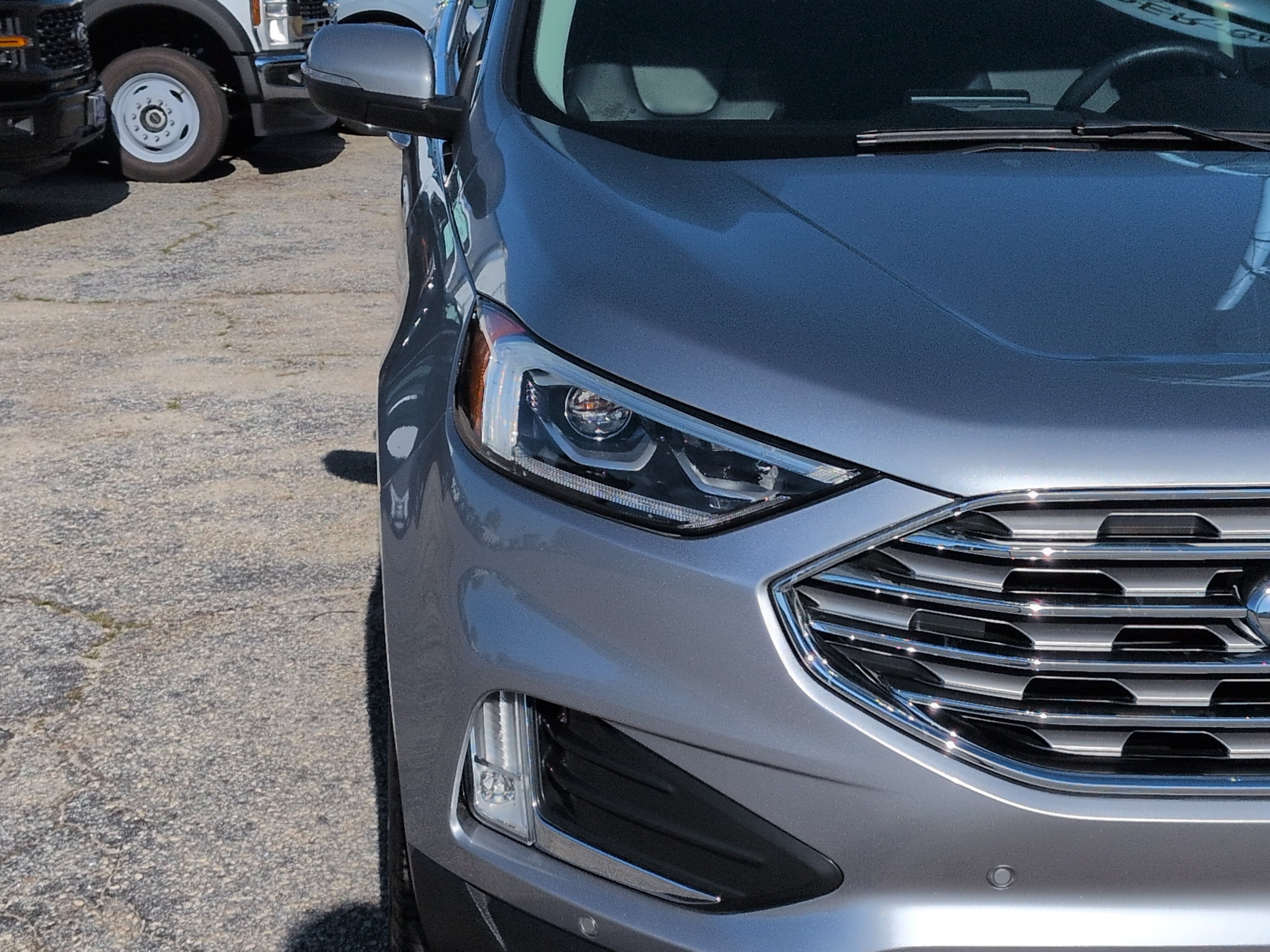 Certified 2022 Ford Edge Titanium w/ Equipment Group 301A AWD/4WD image 8