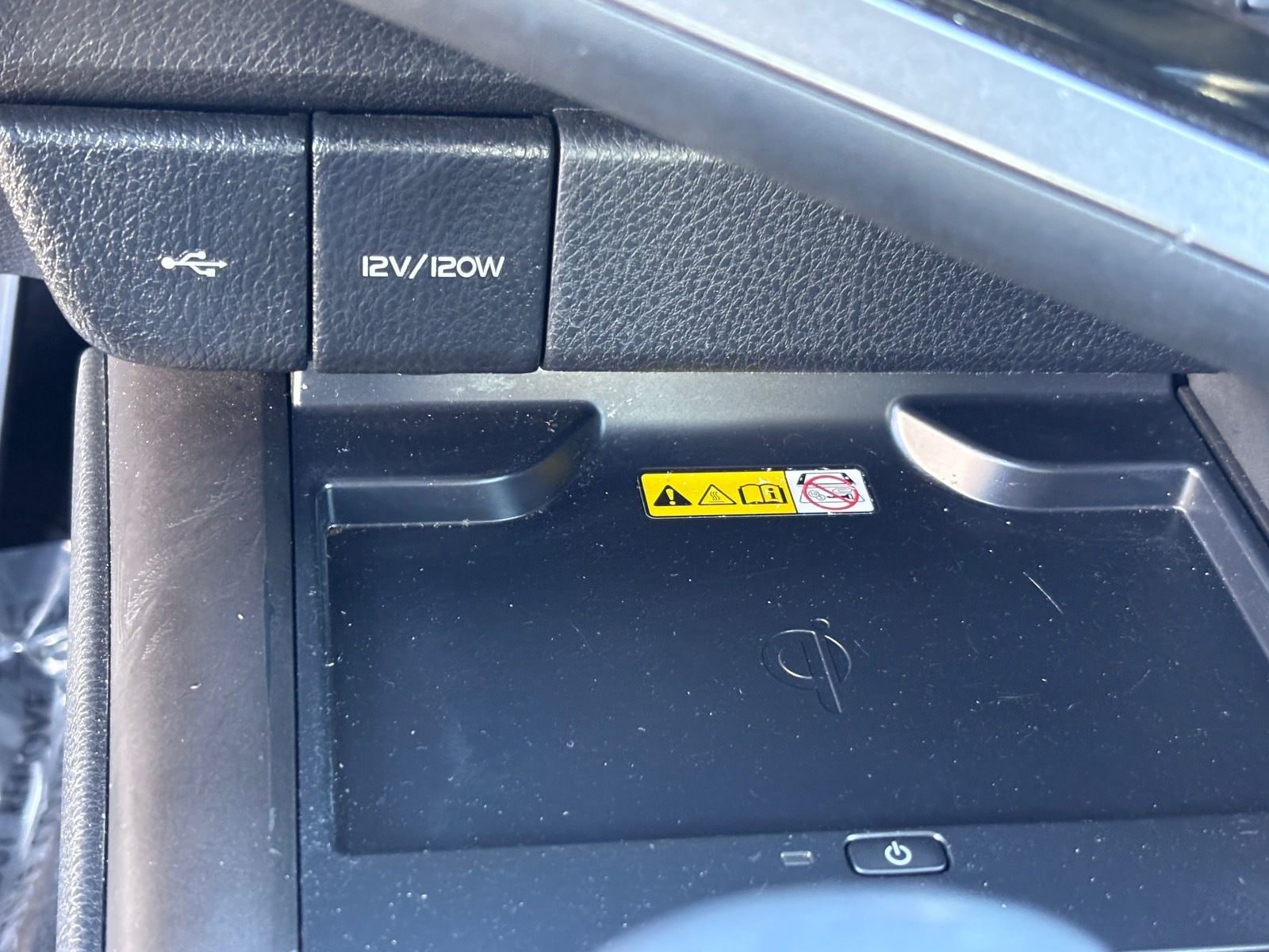 Used 2024 Toyota Camry SE FWD image 31