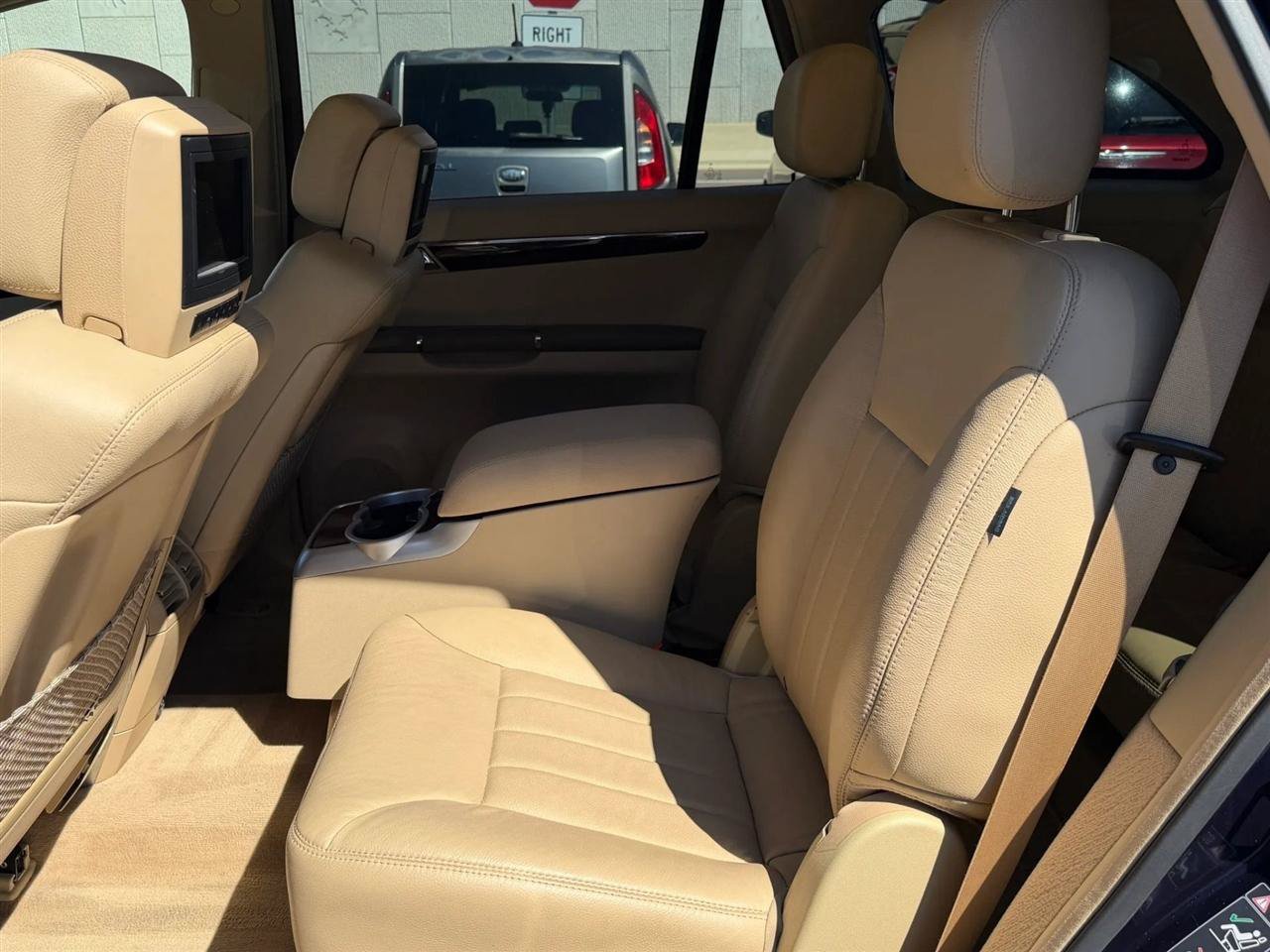 Used 2007 Mercedes-Benz R 320 CDI 4MATIC image 22