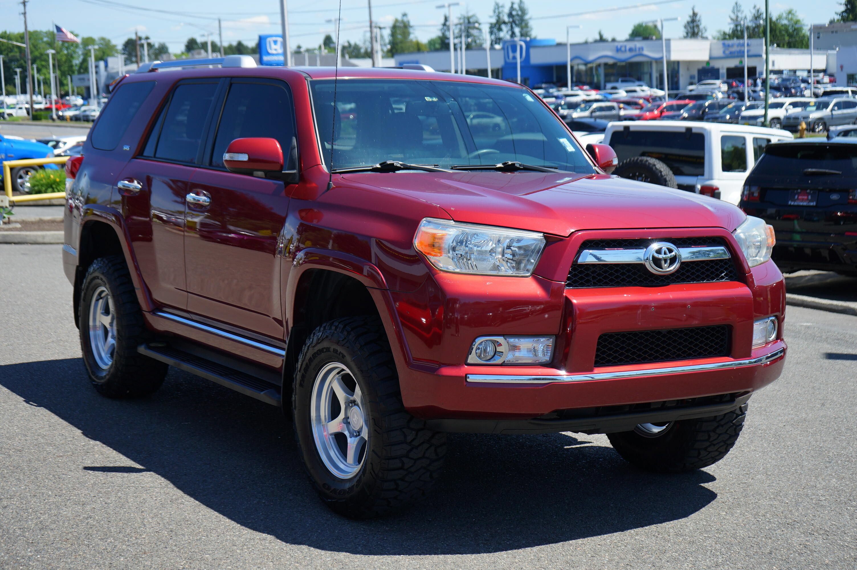 Used 2012 Toyota 4Runner SR5 w/ Convenience Pkg AWD/4WD image 7