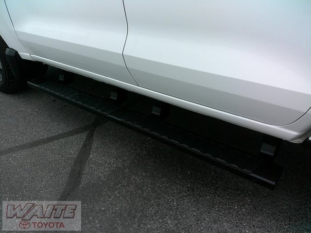 Used 2023 Chevrolet Colorado LT image 9