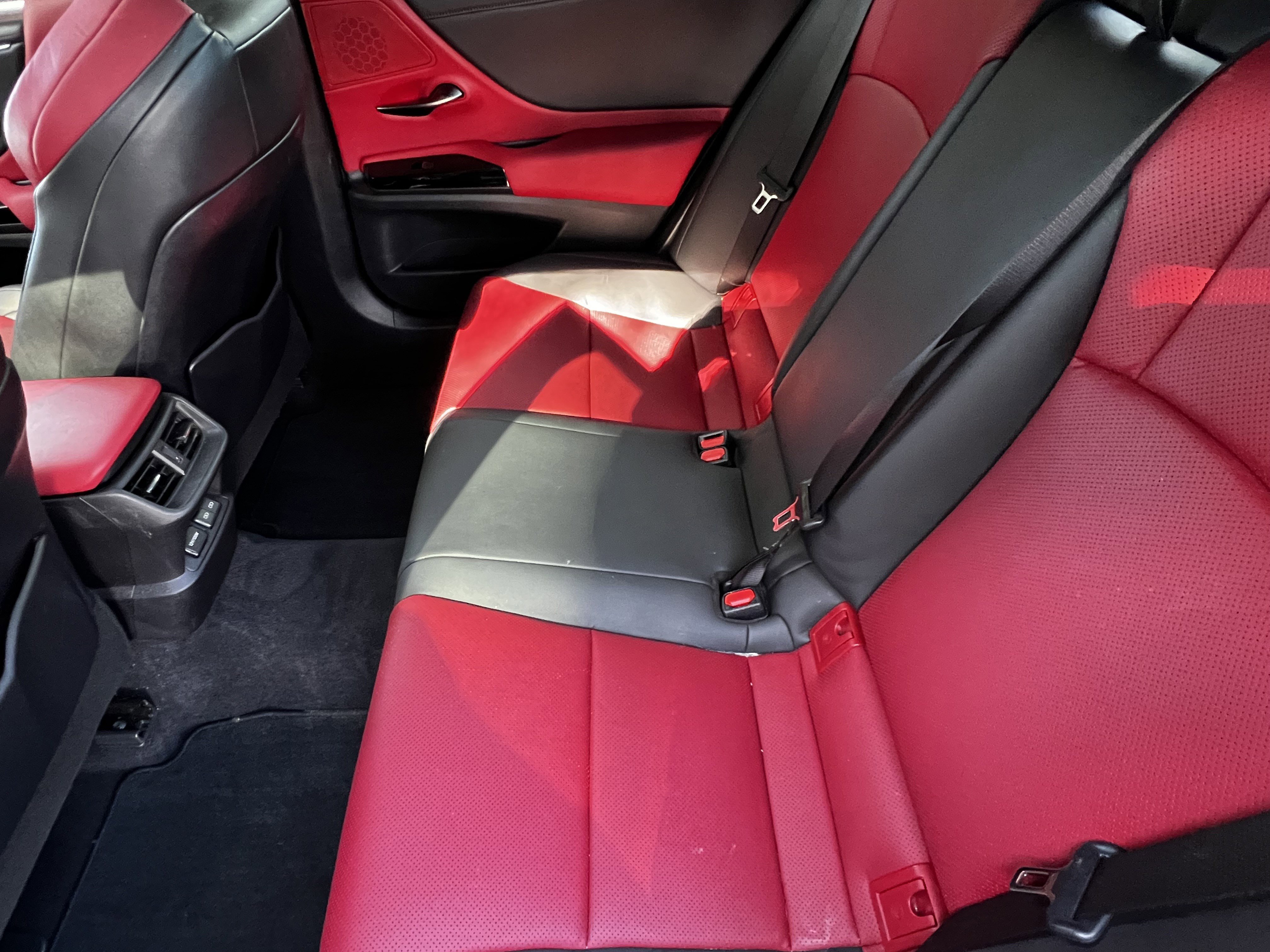 Used 2024 Lexus ES 350 F Sport image 31