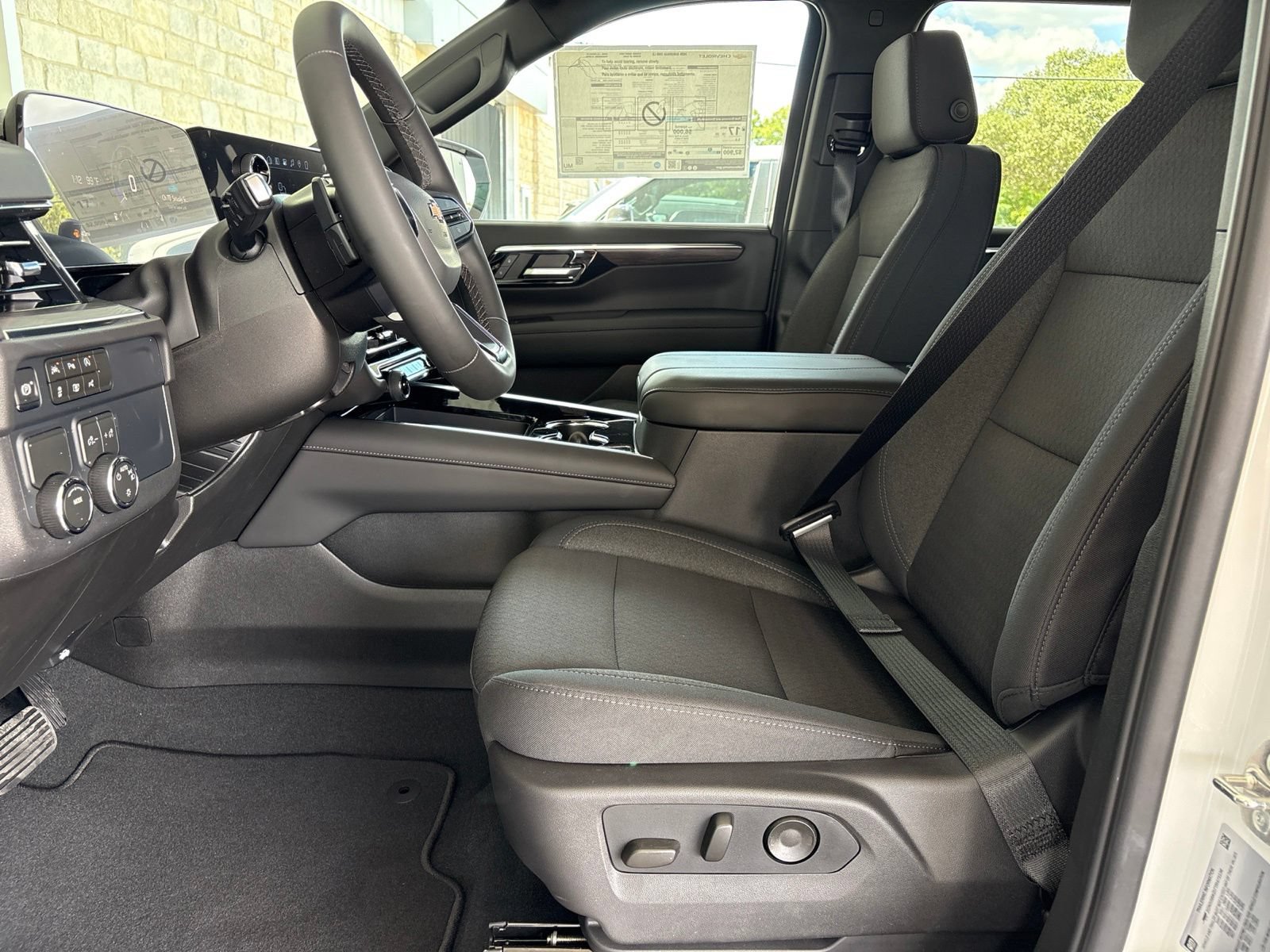 New 2026 Chevrolet Suburban LS RWD image 12