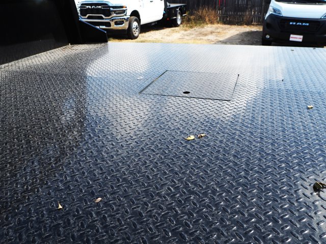 New 2026 RAM 4500 4x4 Crew Cab DRW image 12