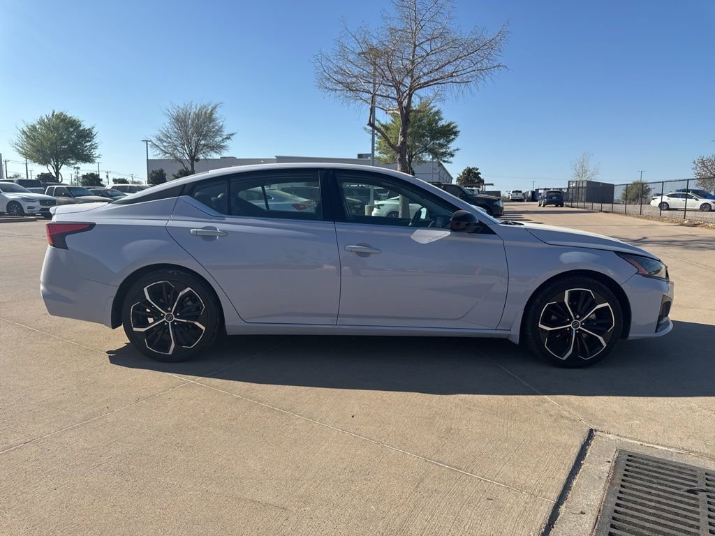 Certified 2024 Nissan Altima 2.5 SR image 7