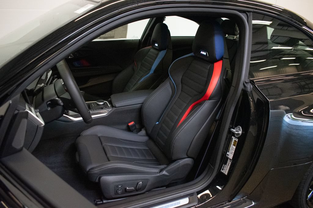 New 2026 BMW M2 w/ Lighting Package RWD image 21