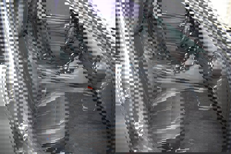 Used 2019 Alfa Romeo Giulia Ti image 23