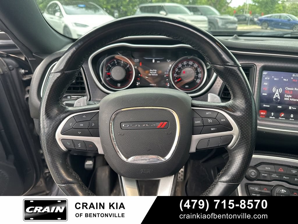 Used 2018 Dodge Challenger R/T Scat Pack w/ Leather Interior Group RWD image 22