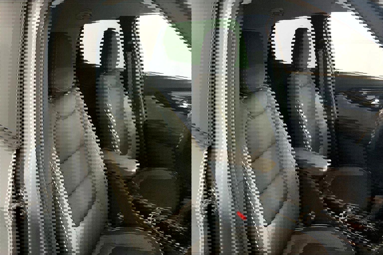 Used 2025 Chevrolet TrailBlazer LT AWD/4WD image 7