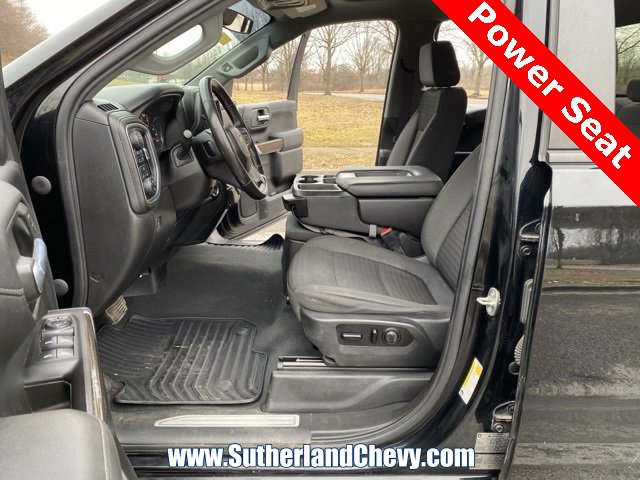 Used 2021 Chevrolet Silverado 1500 LT image 19