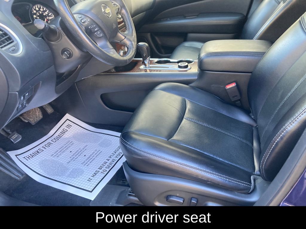 Used 2020 Nissan Pathfinder Platinum image 12