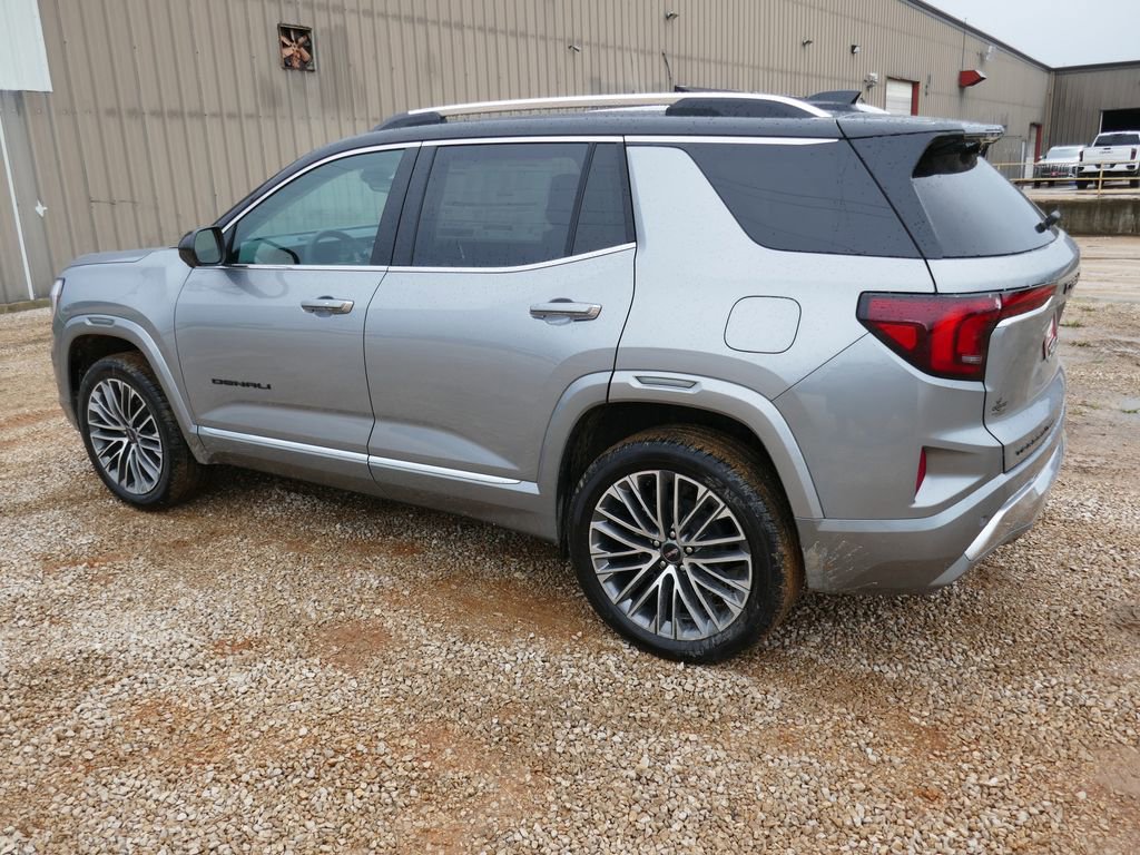 New 2026 GMC Terrain Denali w/ LPO, Black Badging Package AWD/4WD image 6