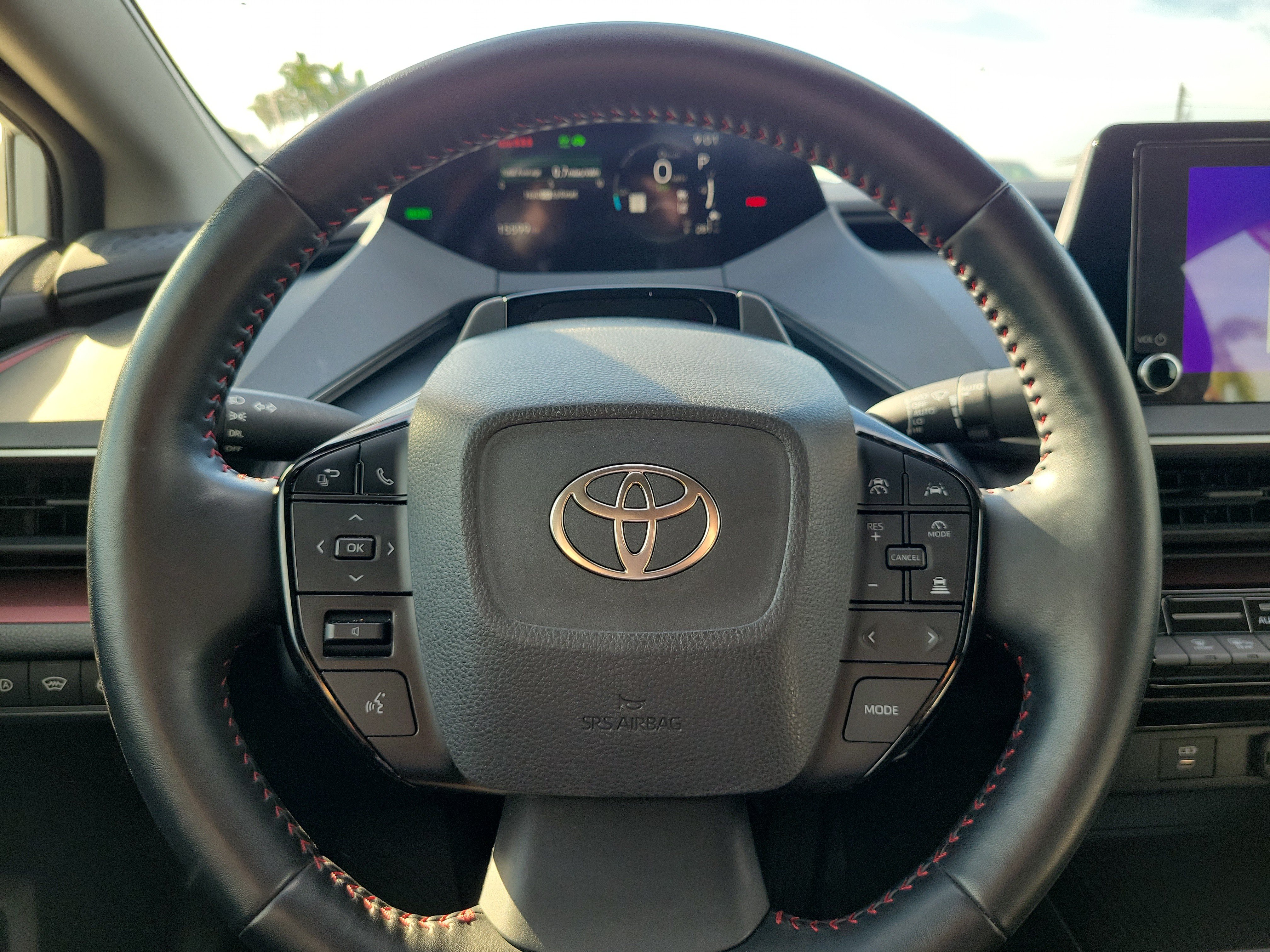Used 2024 Toyota Prius Prime FWD image 24