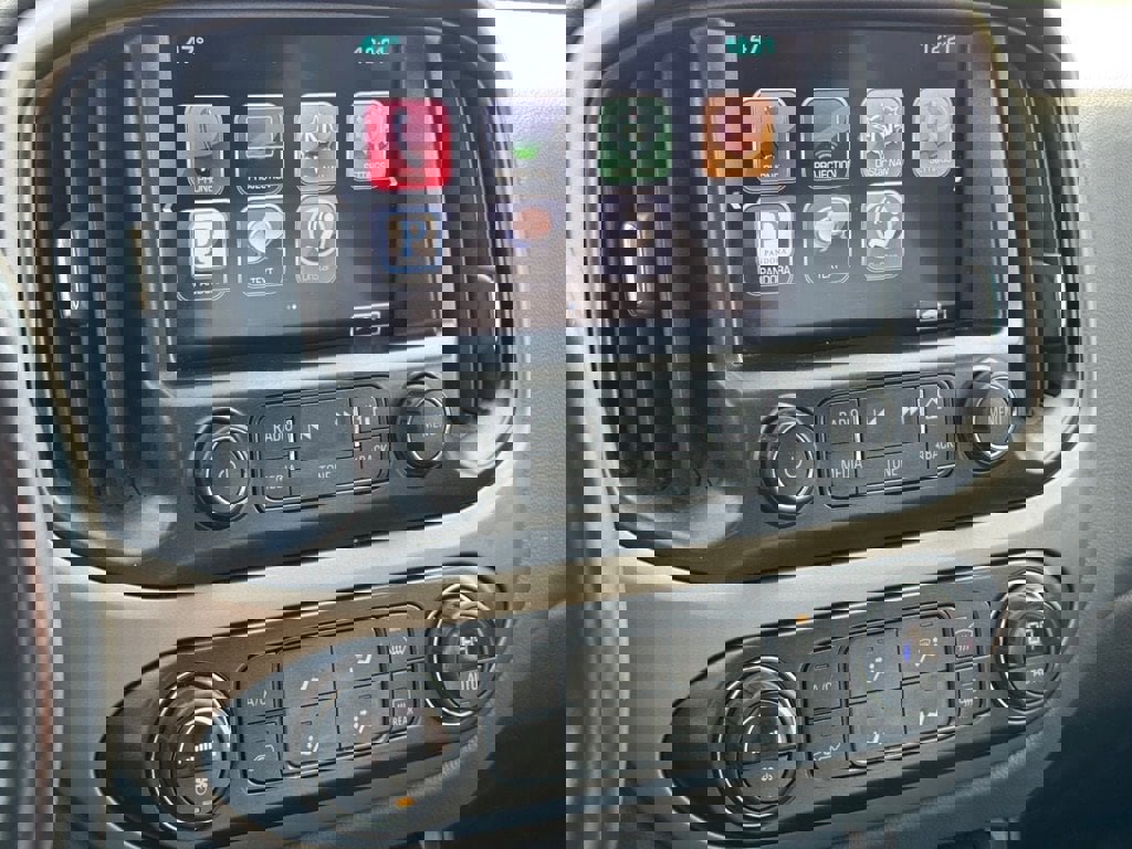 Used 2016 Chevrolet Colorado Z71 image 21