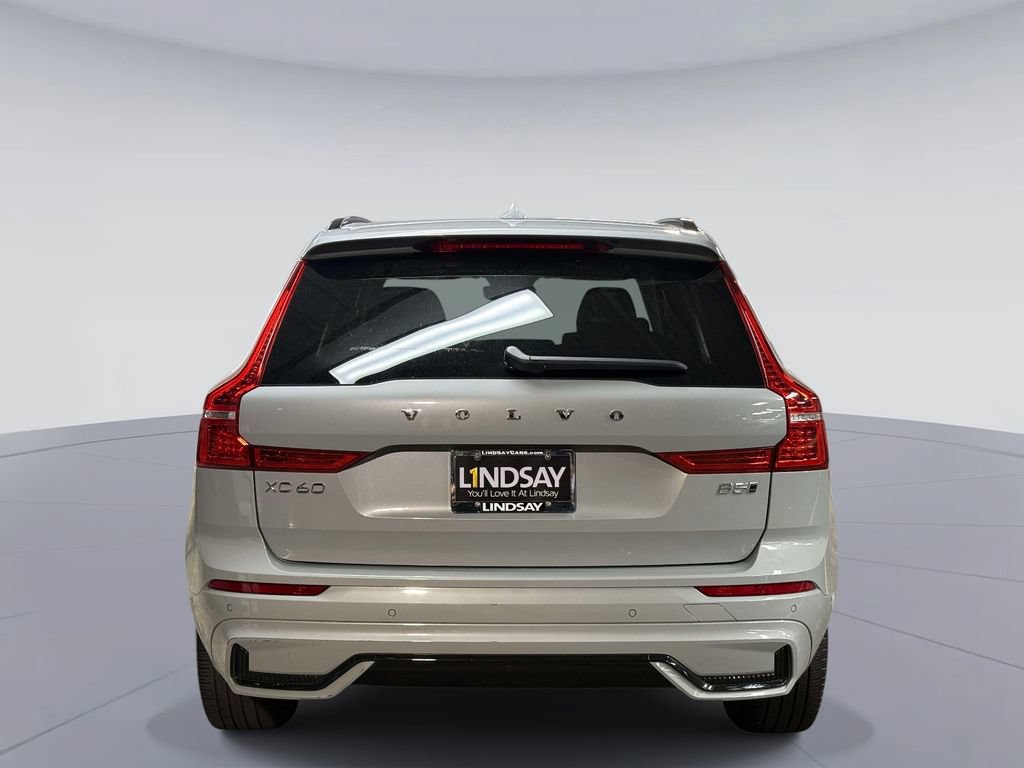 Used 2024 Volvo XC60 B5 Plus w/ Climate Package AWD/4WD image 11