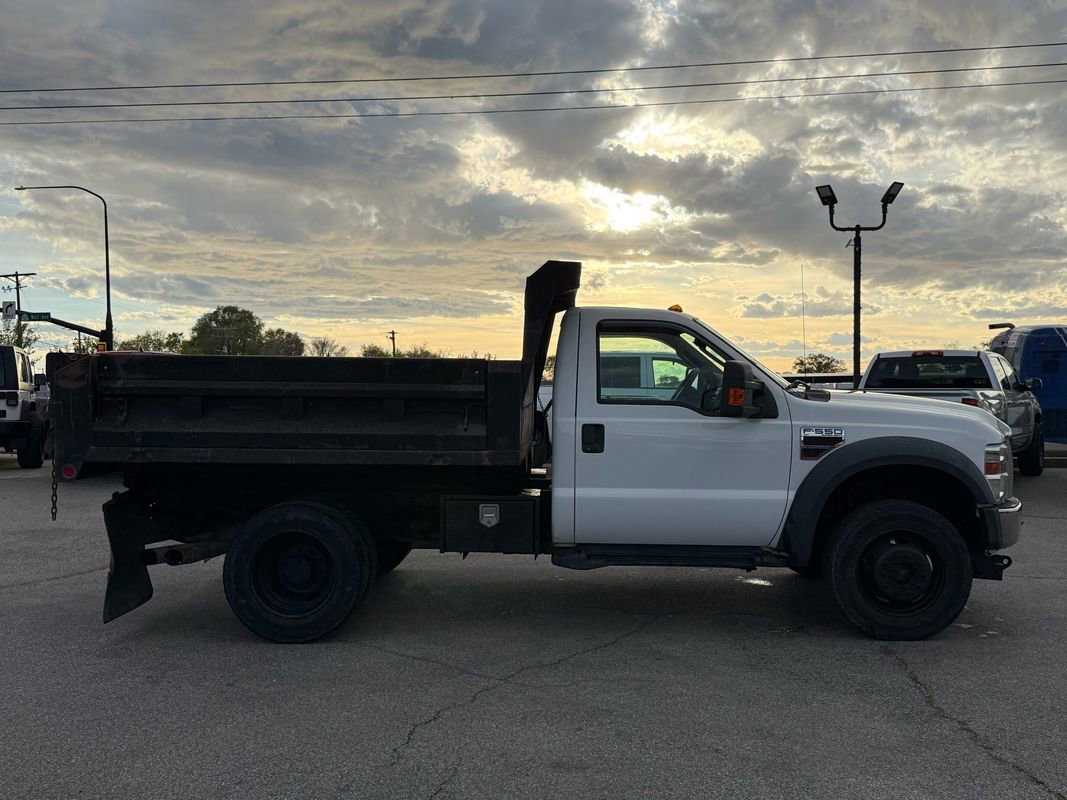 Used 2008 Ford F550 4x4 Regular Cab Super Duty image 5