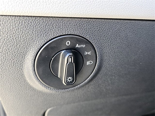 Used 2024 Volkswagen Taos S image 27