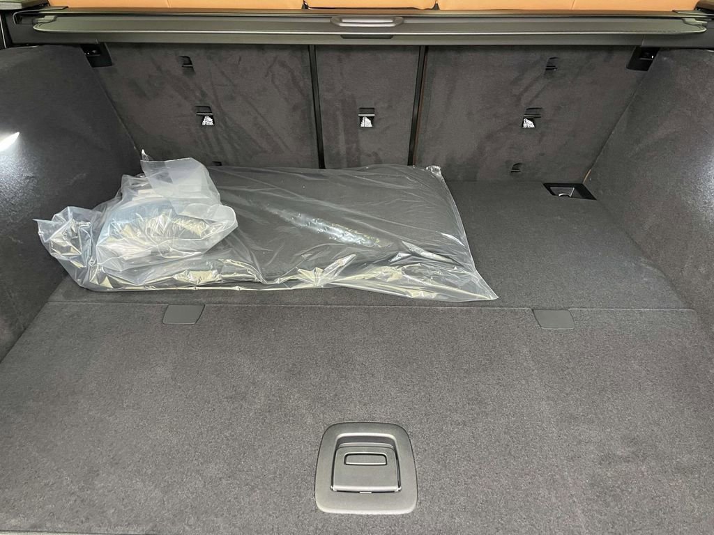 New 2026 BMW X5 xDrive50e AWD/4WD image 17