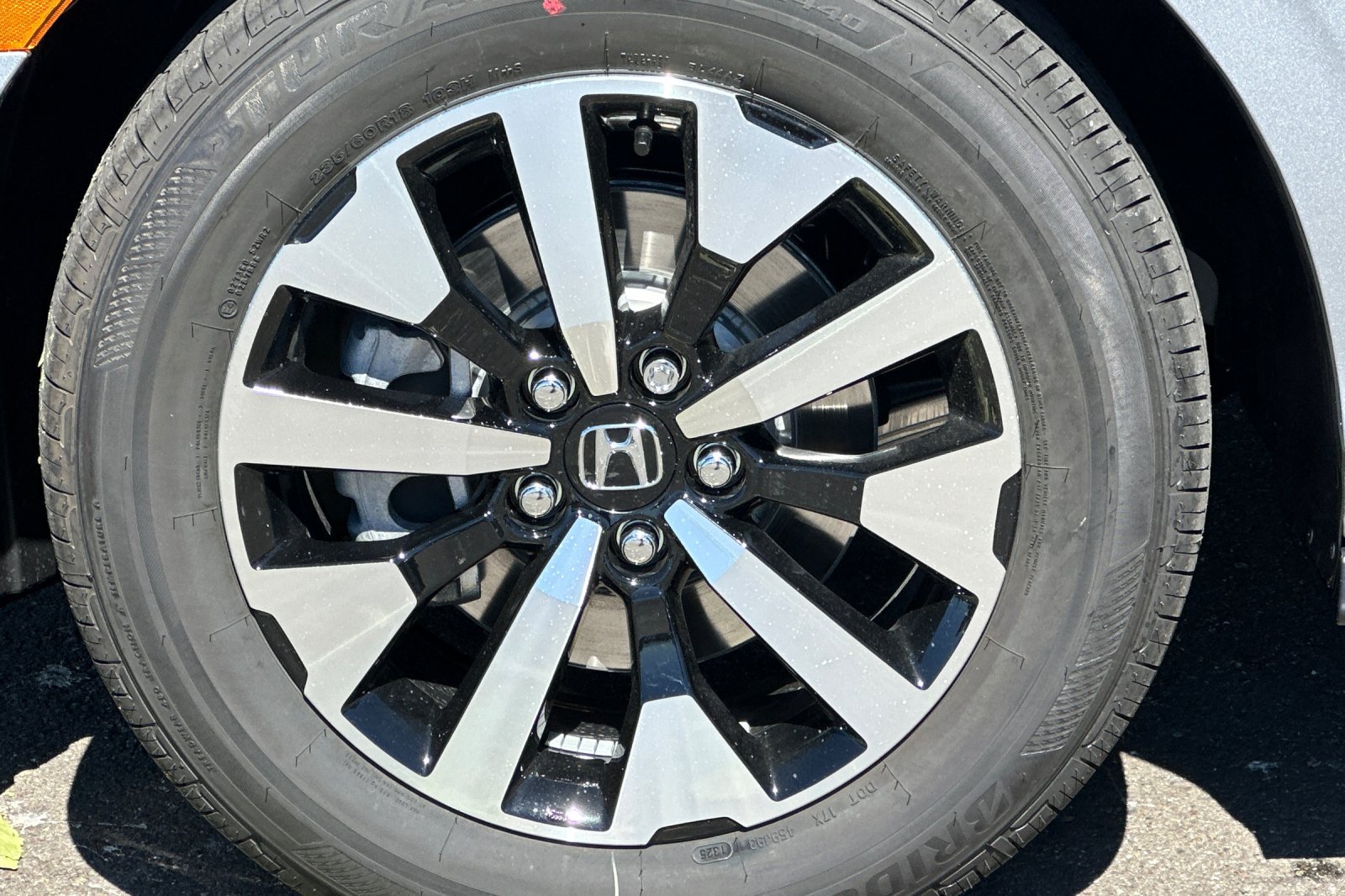 New 2026 Honda Odyssey EX-L image 34