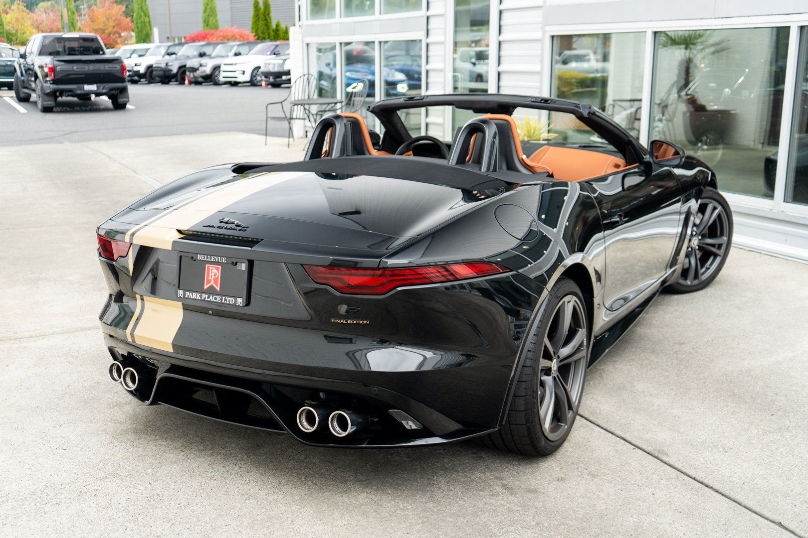 Used 2024 Jaguar F-TYPE R AWD/4WD image 7