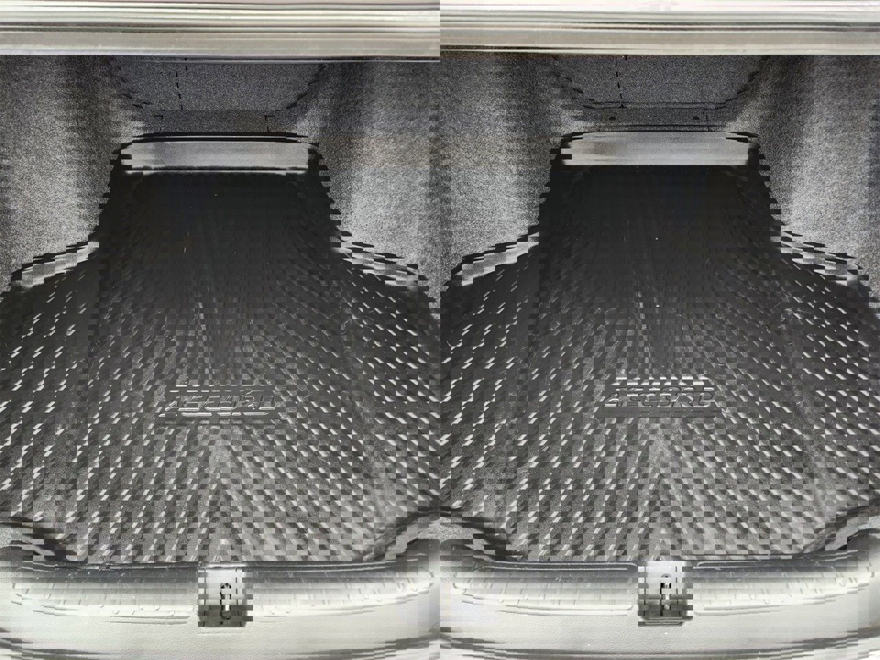 Certified 2019 Honda Accord EX image 31