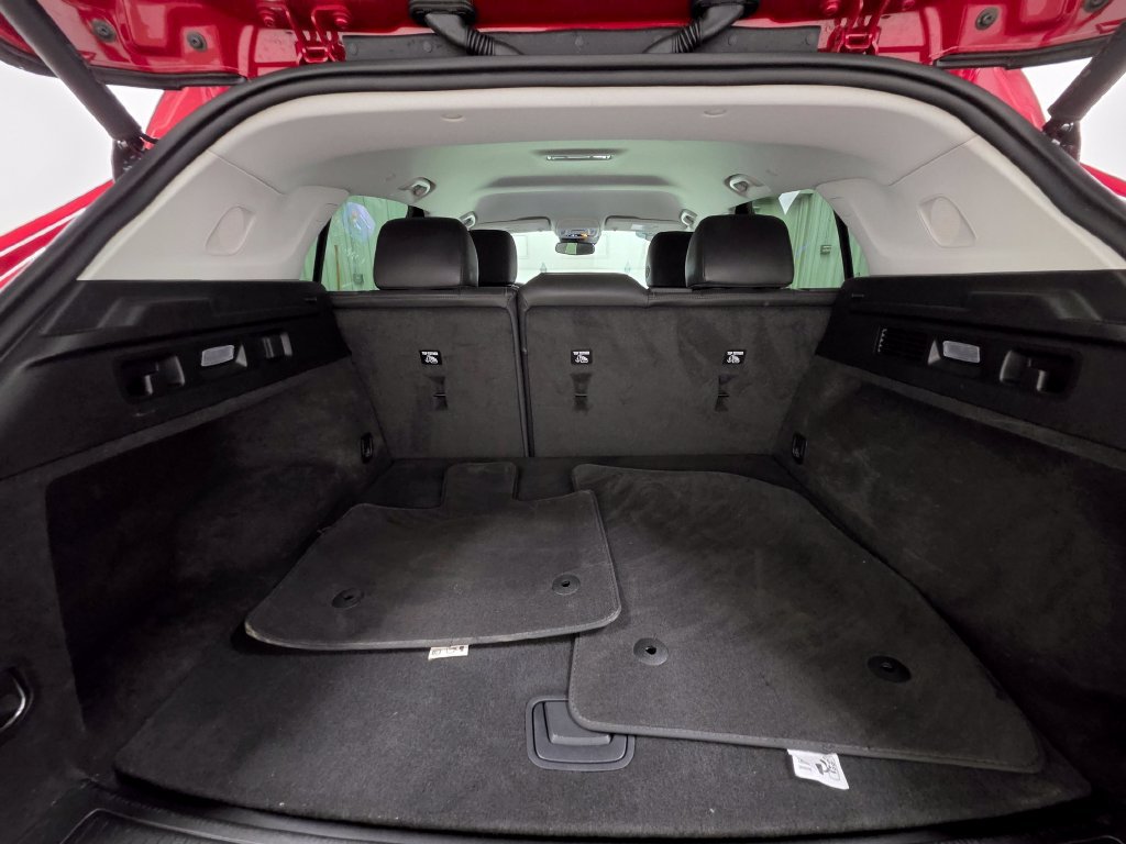 Certified 2025 Buick Envision Preferred AWD/4WD image 36