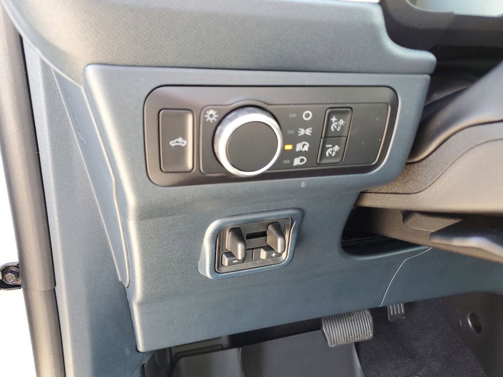 New 2025 Ford Maverick XLT w/ XLT Luxury Package image 16