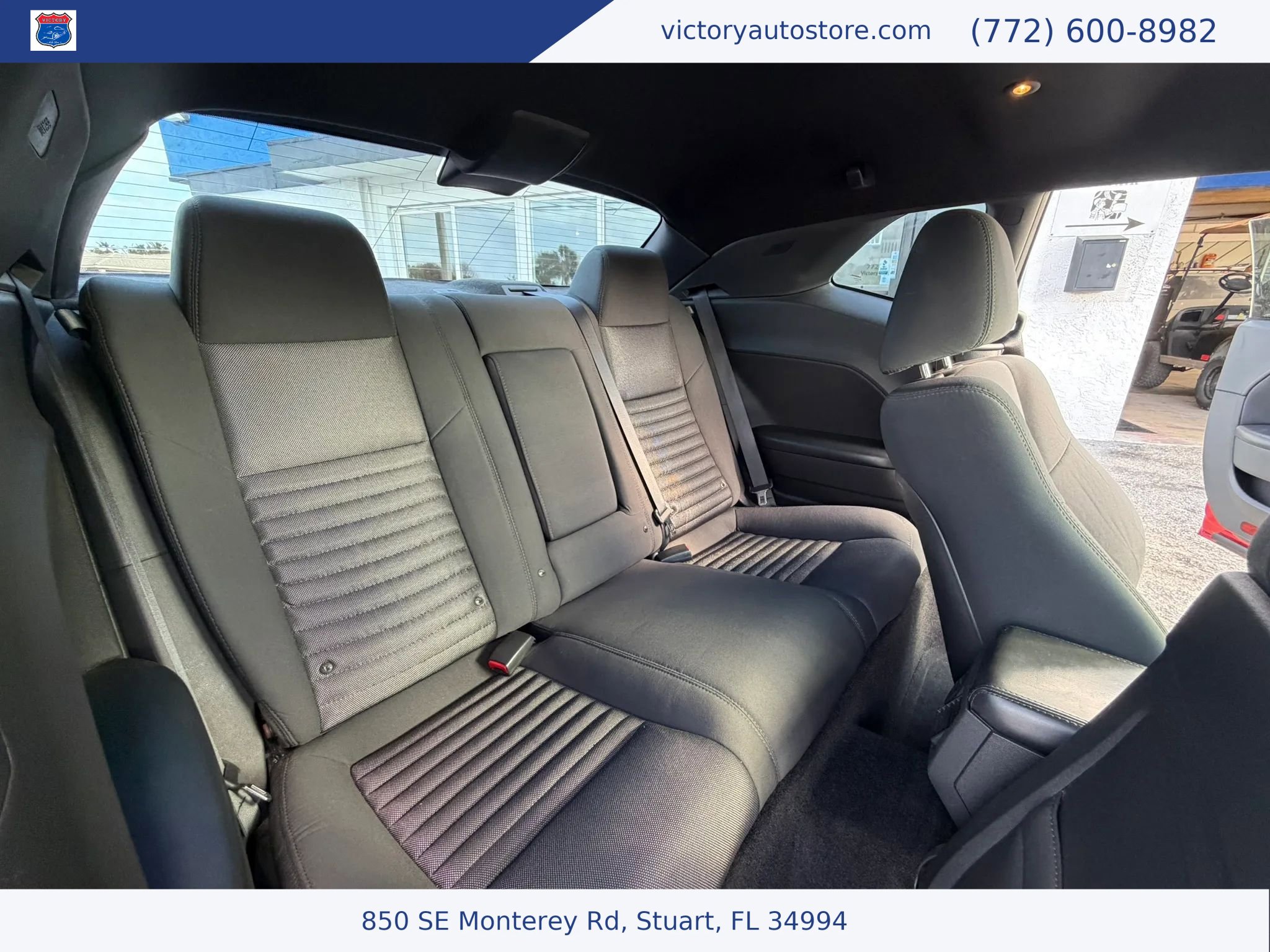Used 2012 Dodge Challenger R/T RWD image 33