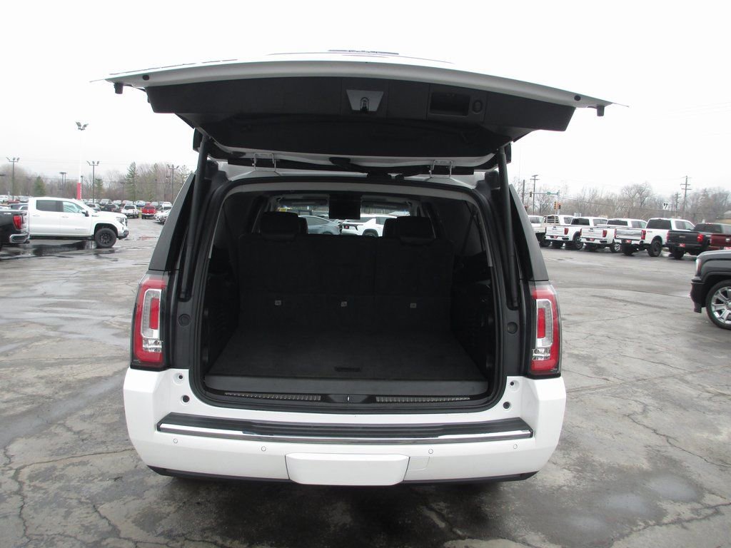 Used 2019 GMC Yukon XL Denali w/ Denali Ultimate Package image 8