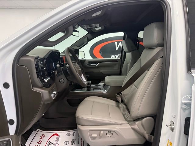 New 2026 GMC Sierra 1500 SLT w/ SLT Premium Plus Package image 9