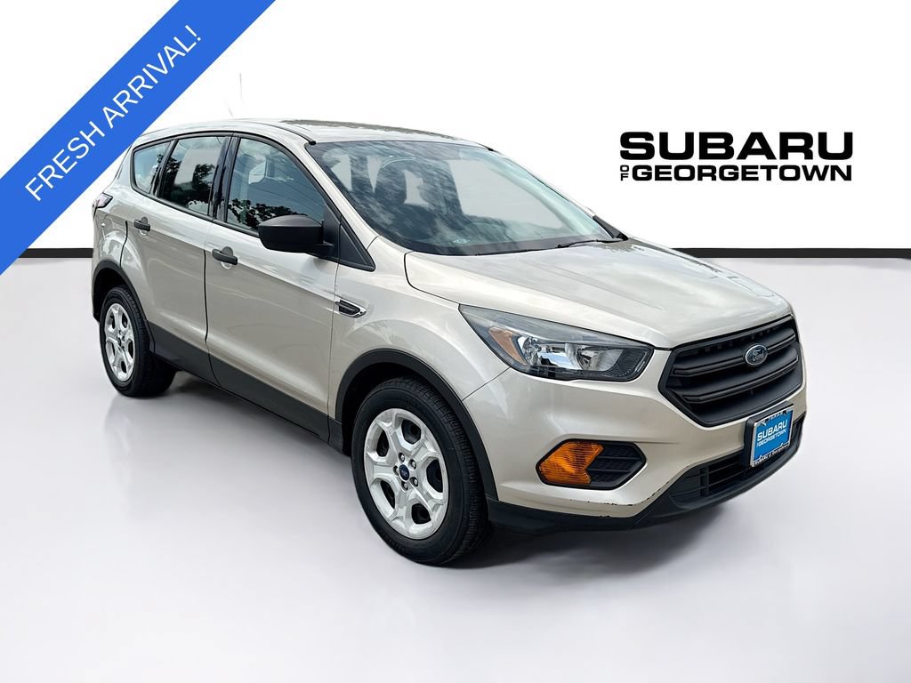 Used 2018 Ford Escape S FWD video 1