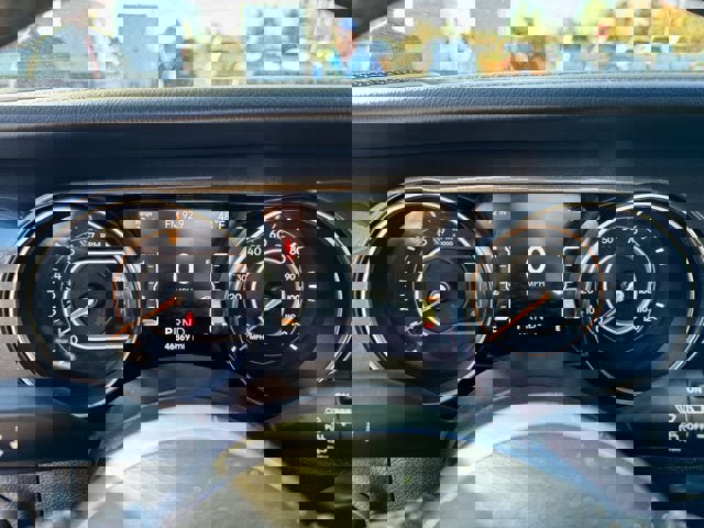 Used 2021 Jeep Wrangler Unlimited Sahara image 15